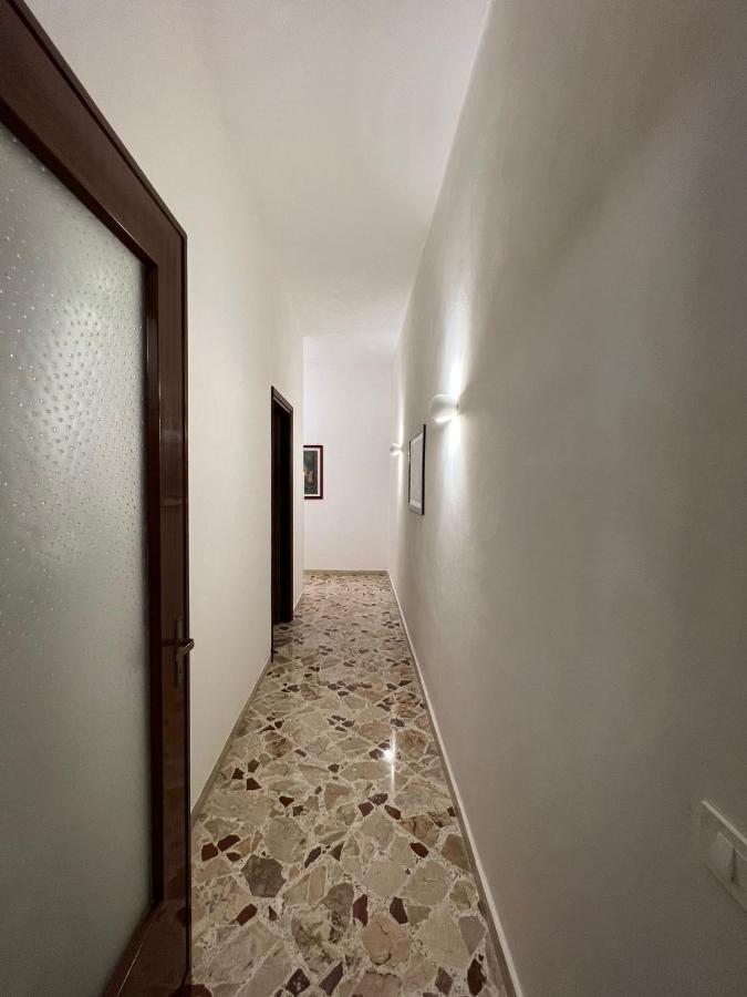 A Due Passi Dal Centro Villa Marsala Buitenkant foto