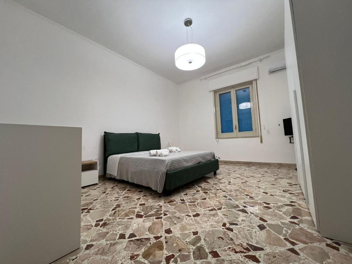 A Due Passi Dal Centro Villa Marsala Buitenkant foto